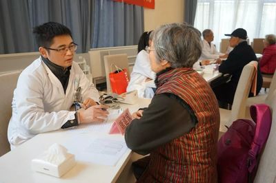 雅达医院冬季大型义诊:冬日暖阳,健康为你